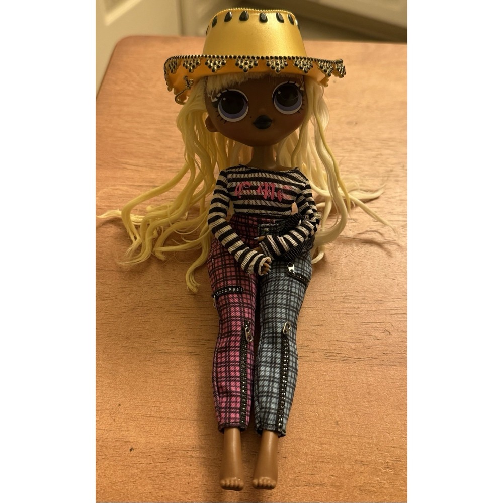 LOL Surprise OMG Melrose Fashion Doll Play & Style Let's Rock